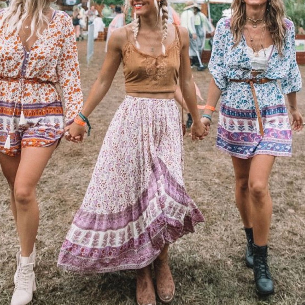✨PRICE DROP TODAY ONL✨ mystery box BOHEMIAN theme!